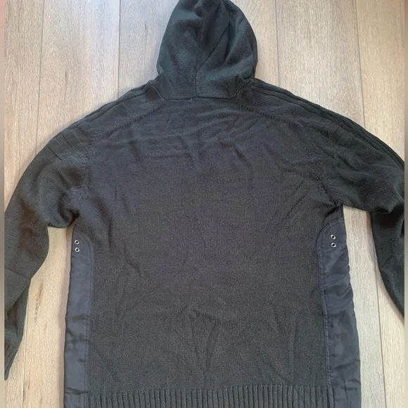 EUC GR 33 quarter zip pullover hooded sweater - Picture 2 of 14